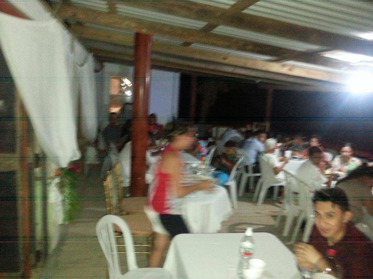 לה סייבה La Delphina Bed And Breakfast Bar And Grill מראה חיצוני תמונה